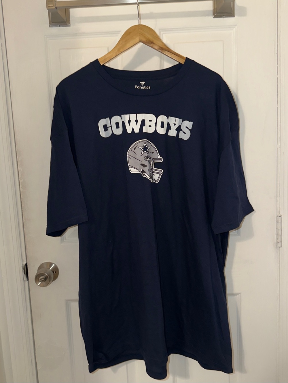 Fanatics Navy Dallas Cowboys Graphic Tee with Helmet Logo